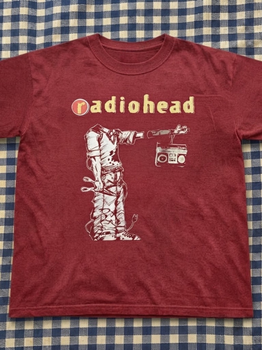 Radiohead Graphic Tee Unisex Red Size M